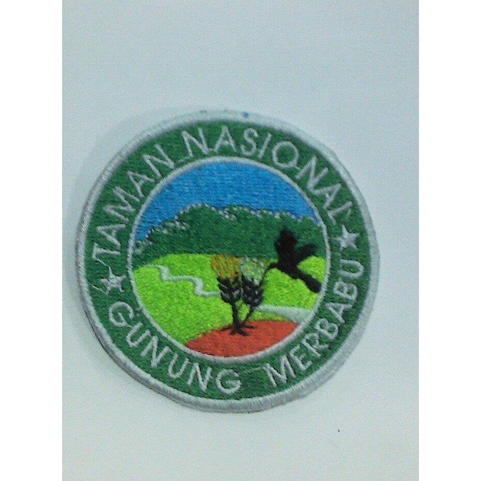 Lucu Emblem Bordiran Gunung Hemat