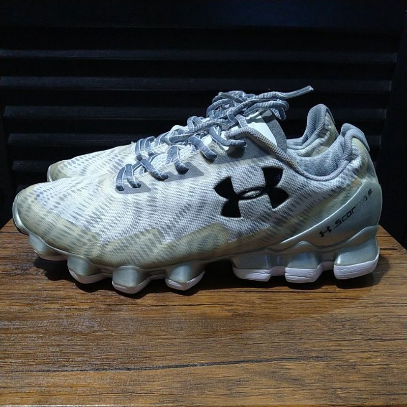 Under Armour Scorpio 2