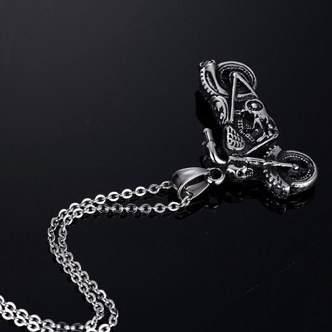 Men Fashion Ghost Rider Rock Punk Necklaces Pendants Fashion Motorcycle Necklace