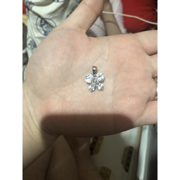 Dparis liontin butterfly