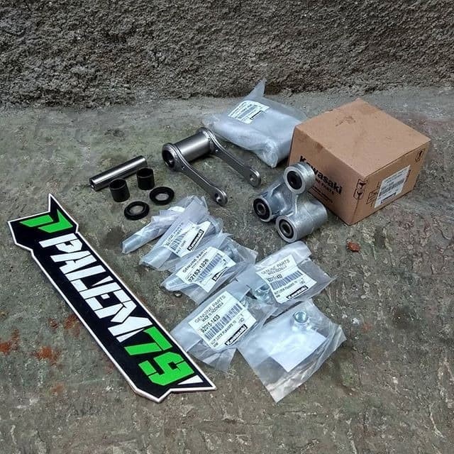Unitrack KLX 150 S L BF Dtracker - Link Segitiga Unitrek Ori KLX150