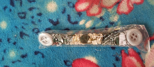 Pengait Masker Kain Hijab