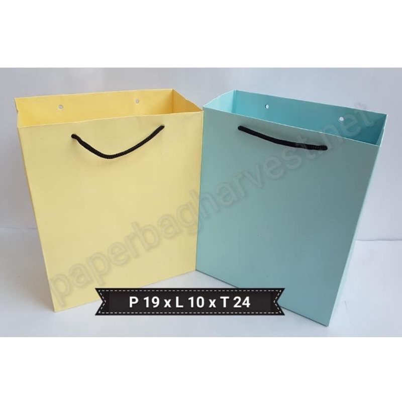 

Tas kertas warna biru