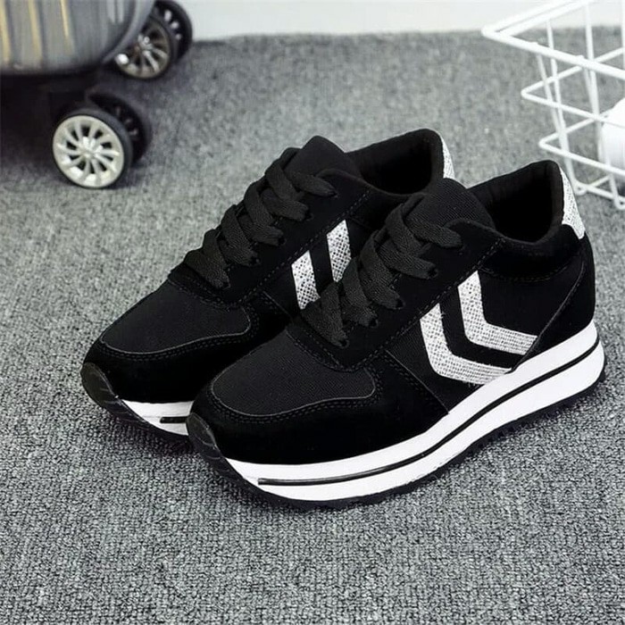 MS_ Sepatu Sneakers Sport/Boots Wanita - Garis 2-2