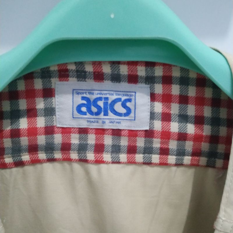 Vest asics