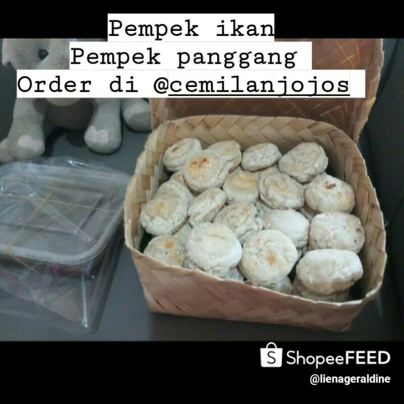 

Pempek panggang ikan tenggiri
