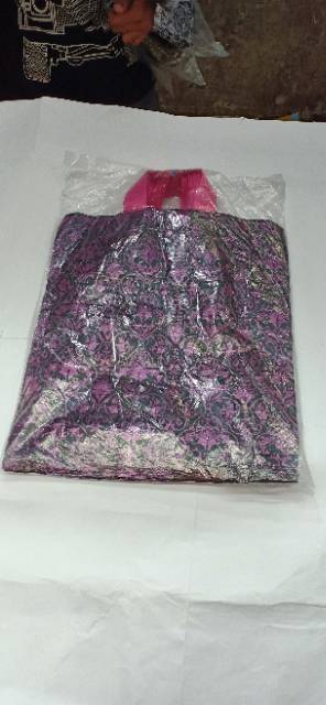 Kantong Plastik Motif SHD Batik Metalik Ukuran 30x32cm