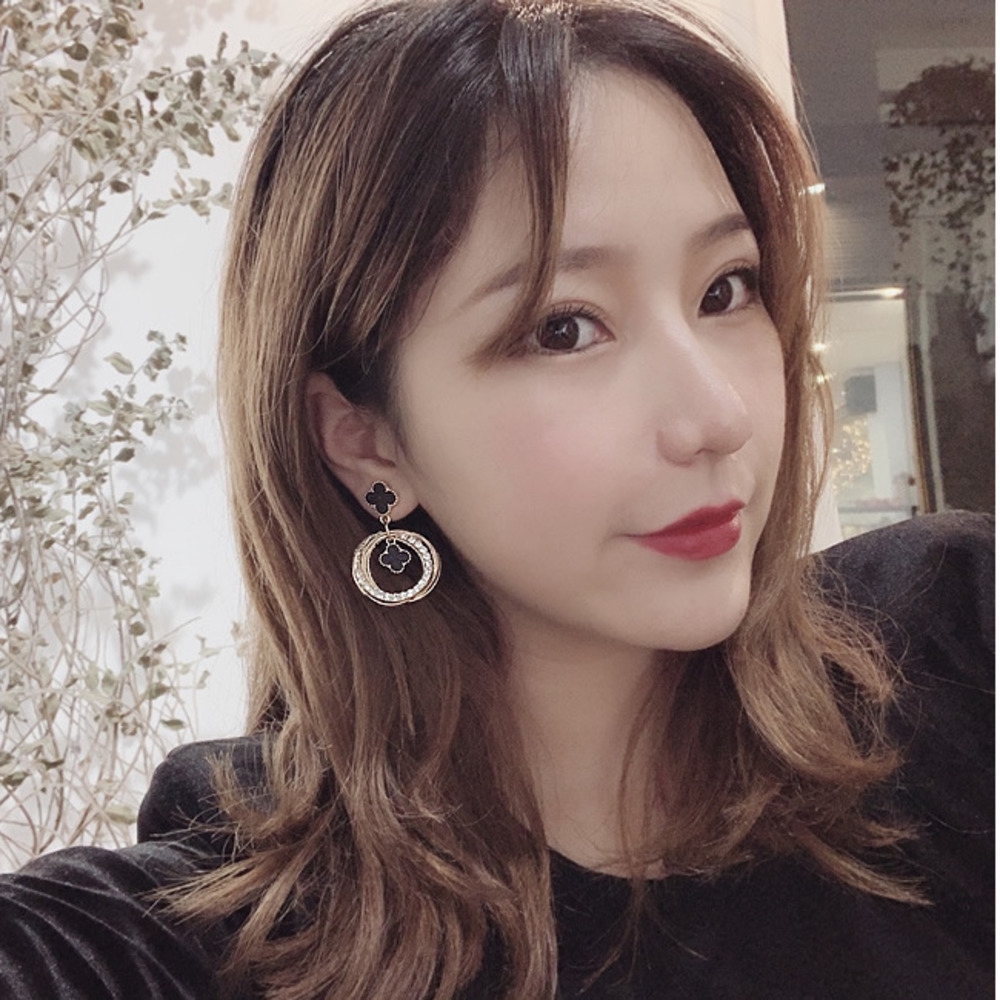 Korea Anting S925 Silver Model Daun Semanggi Dengan Berlian Imitasi Untuk Wanita