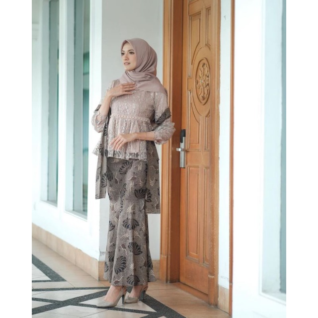 Batik Brukat Couple Kebaya Modern, Kebaya Tunangan,kebaya Lamaran, Kebaya Kondangan, Kebaya Wisuda-2