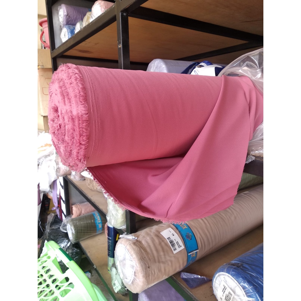 Kain Wolfis/ Woolpeach/ Wolvis Grade A Harga Setengah Meter-Kain Pink Tua (new)
