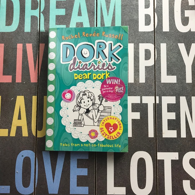 Dork Diaries: Dear Dork