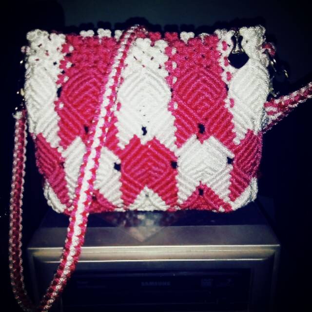 Tas talikur motif daun kombinasi