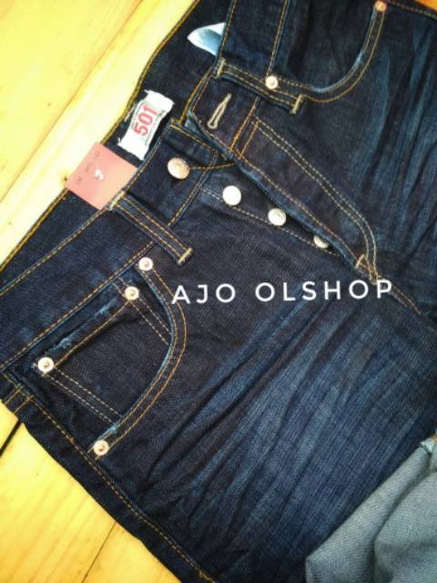 cela jeans pnjang pria levis 501 standar reguler fashion cowok original distro terbaru Celana jeans panjang standar levis original premiu terbaru