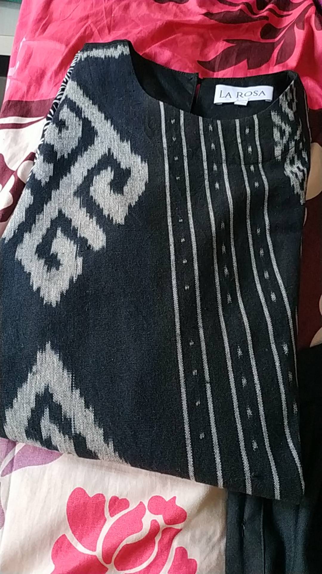 Atasan Batik Tenun Emma Black