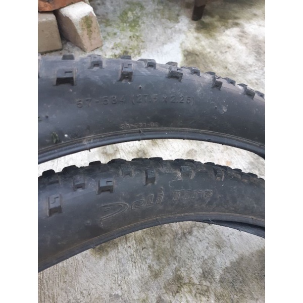 Ban Sepeda Deli Tire 27.5 x 2.25