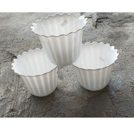 pot bunga plastik lily diameter 21cm / pot putih/ pot plastik/ pot lily / pot unik
