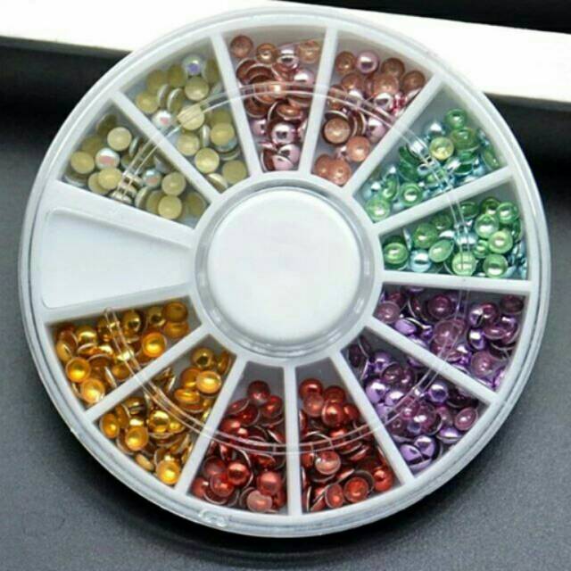 

6 Colors Round Stud in Wheel