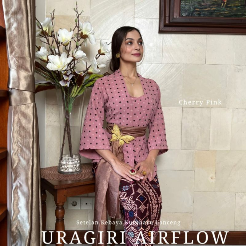 Setelan Kebaya Airflow Uragiri Lengan Lonceng