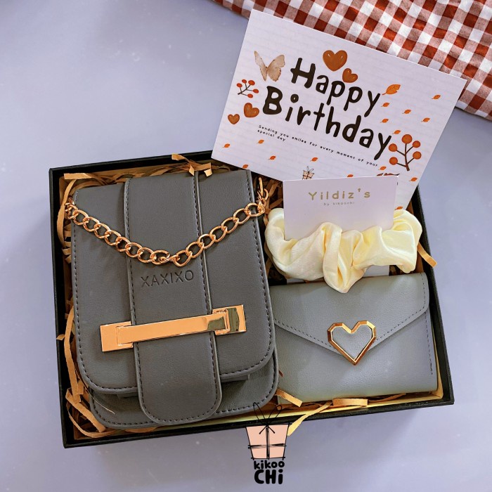 

Kikoochi Simplicity Gift Box- Hadiah Kado Ulang Tahun Tas Wanita Istri - Abu-abu