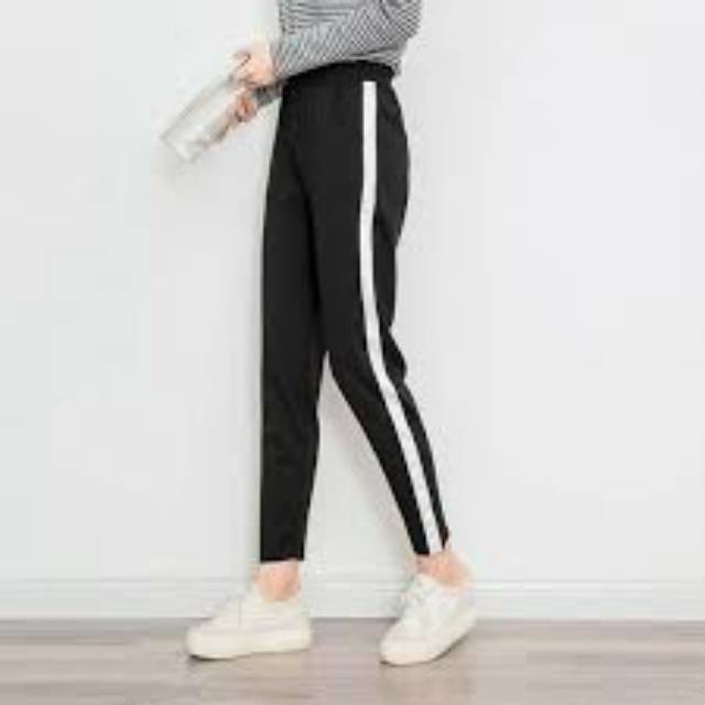 Hyeri Zara Basic Side Stripe Pants 