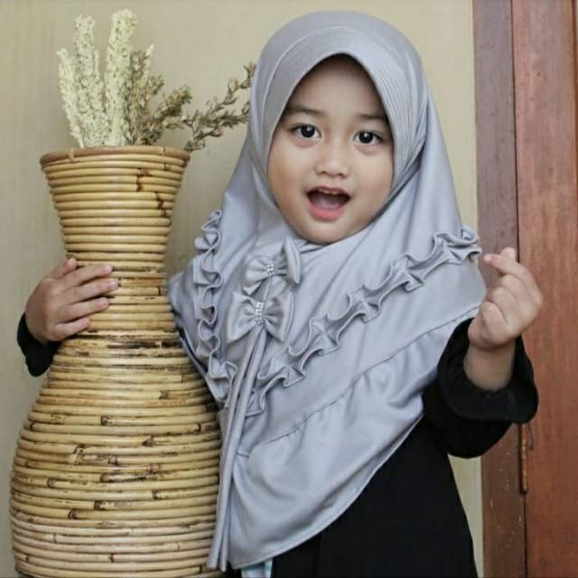 Jilbab anak pita cantik