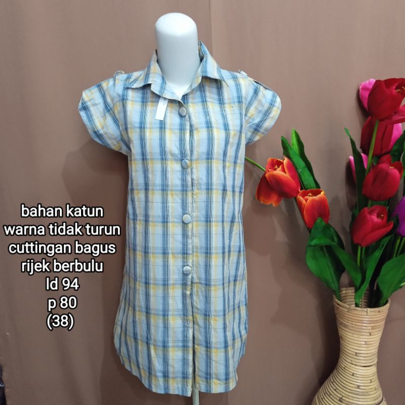 PRELOVED THRIFT KEMEJA WANITA // KEMEJA WANITA // PRELOVED KEMEJA // THRIIFT KEMEJA // THRIFT KEMEJA BEKAS-16