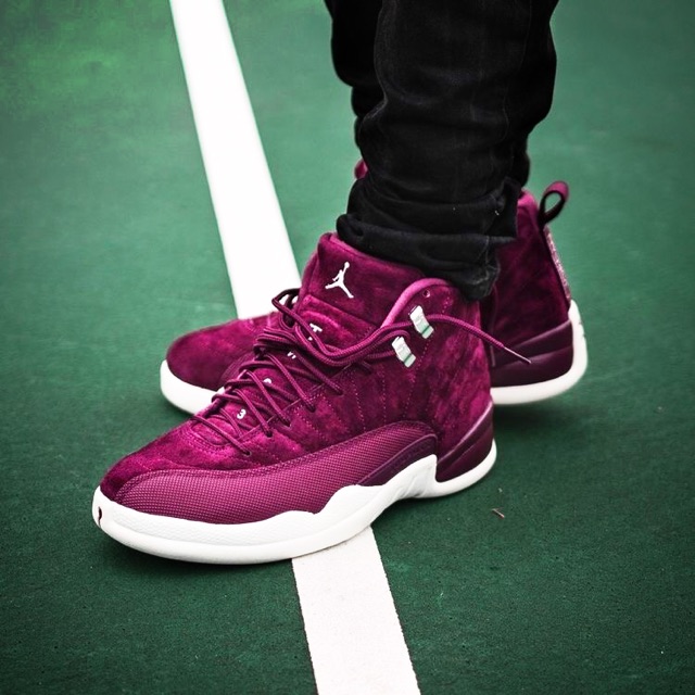 AIR JORDAN 12 RETRO BORDEAUX