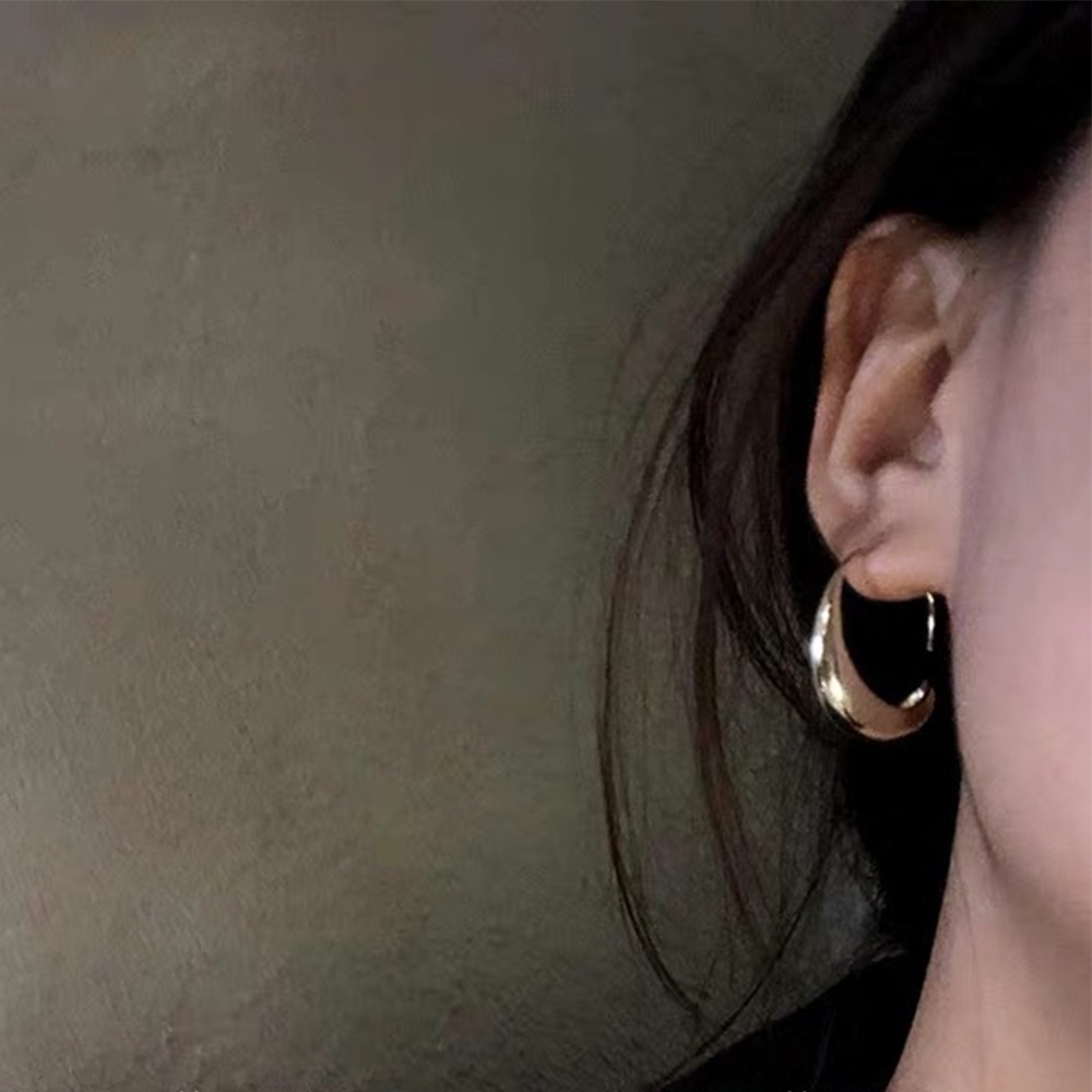 Needway  Gifts C Shape Earring Trendy Ear Hook Stud Earrings Women Circle Fashion Personality Gold Plated Temperament Bride Jewelry/Multicolor