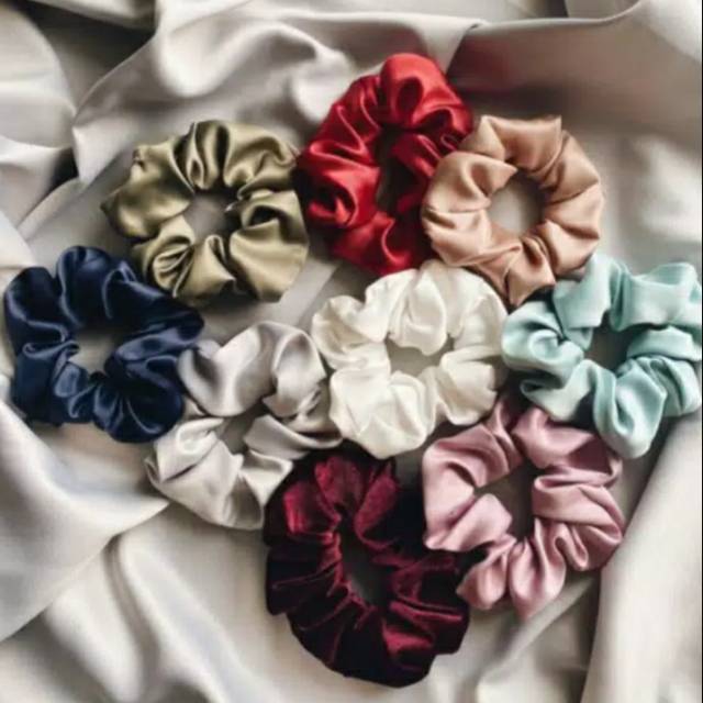 

Scrunchies Satin