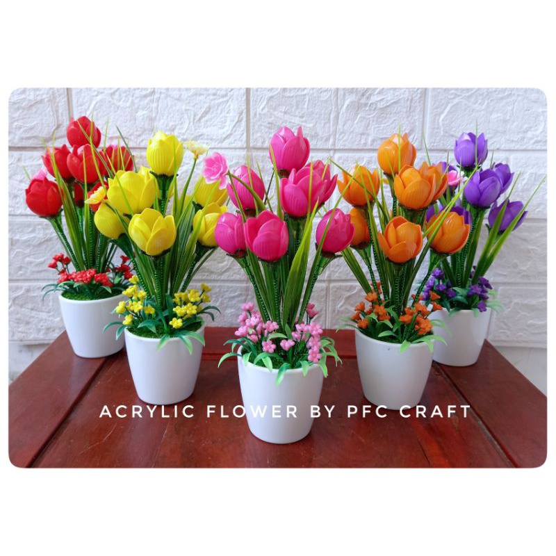 bunga akrilik tulip