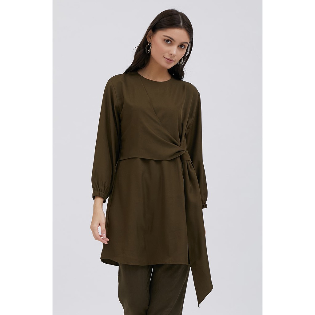 Berrybenka - Atasan Blouse Wanita Sofia Imelda Tied Tops-4