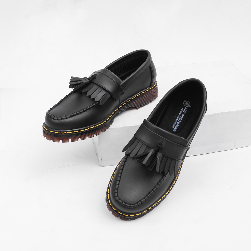 MARTIN BLACK ORIGINAL x ARF Sepatu Loafers Hitam Pria Slip On Simple Formal Casual Kerja Kantor Slop Resmi Kantoran Pesta Wedding Kondangan Nikah Selop Jalan Santai Hangout Kuliah Penny Loafer Semi Kulit Premium Footwear Keren Terbaru Kekinian Branded