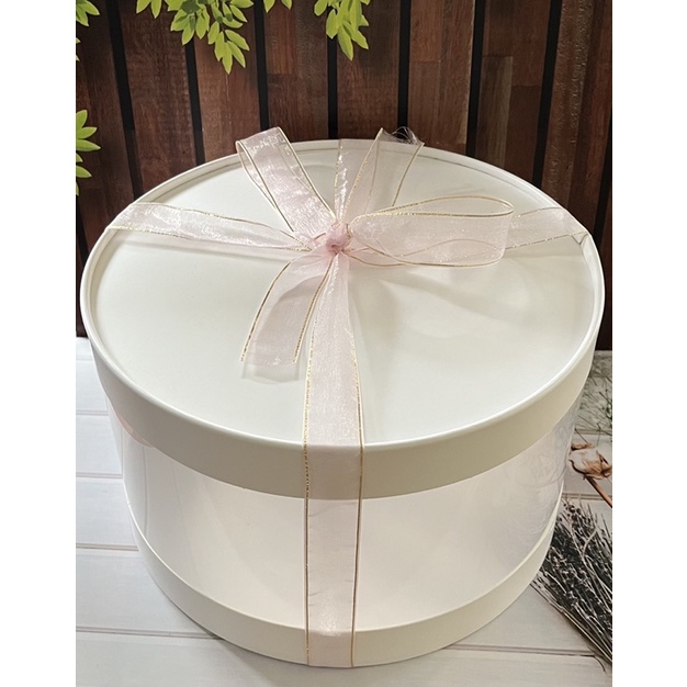 Kotak kue bulat round cake box mika kue tart 24 manyue hampers