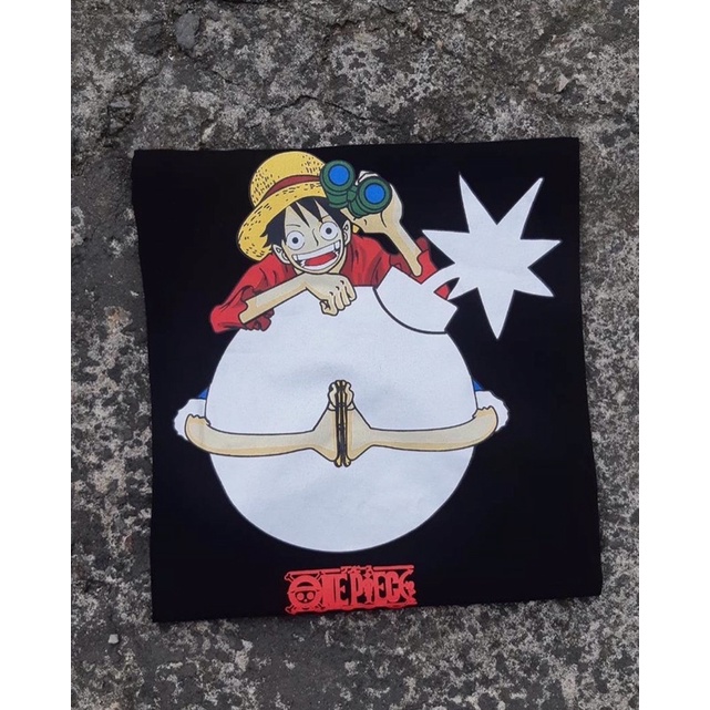 kaos anime second the hundreds x one piece luffy