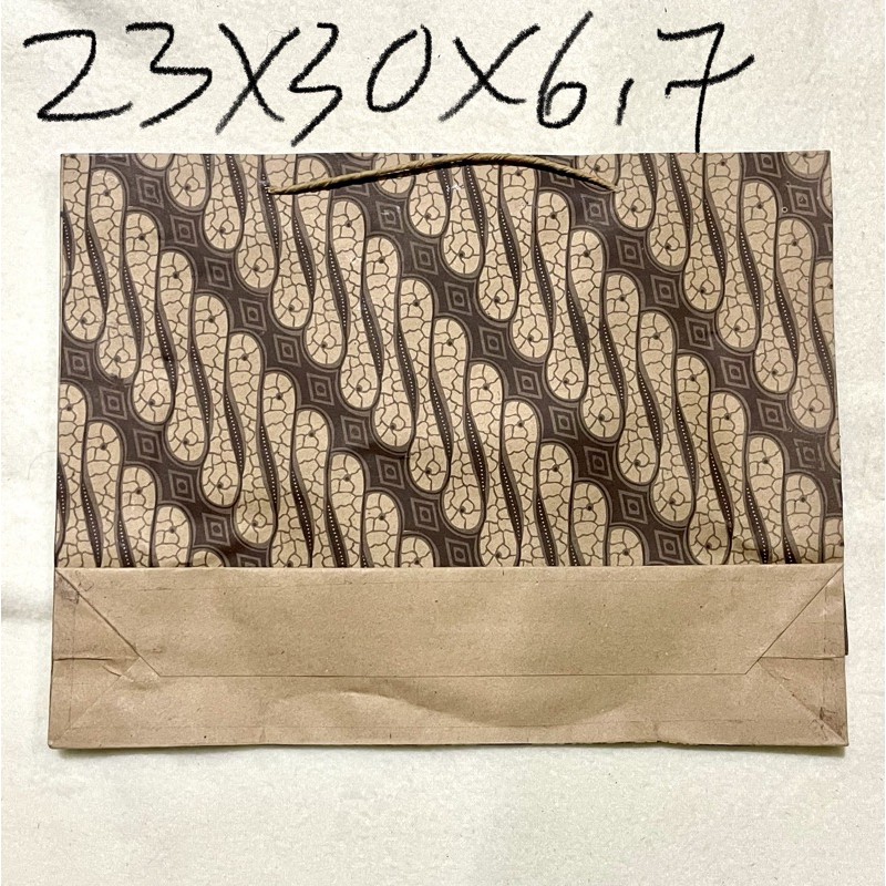 

Paperbag Paper Bag Batik Tas Makanan Pakaian Pesta Acara 23x30x6,7 harga per4lembar