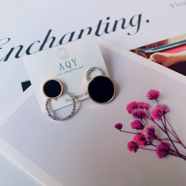 Anting titanium import fashion wanita simple bulat anti luntur dan anti karatan