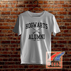 Kaos Hogwarts Alumni Harry Potter, Kaos Harry Potter