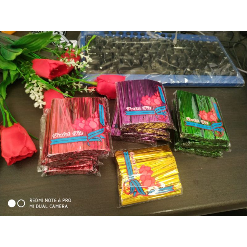 

tali kawat / tali snack souvenir metalic isi 750pcs