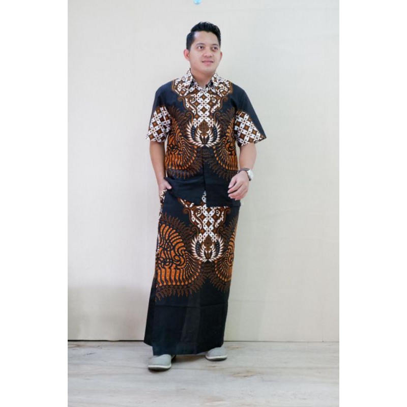 Kemeja batik sarung