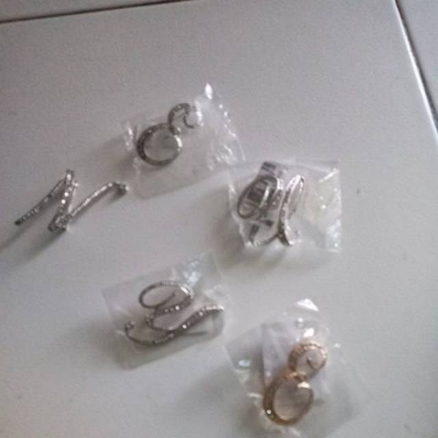 Bross jilbab huruf