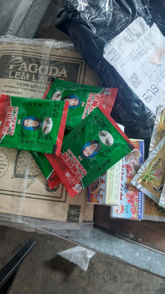 Racun Tikus Maowang Kuning Hologram Ampuh Langsung Mati