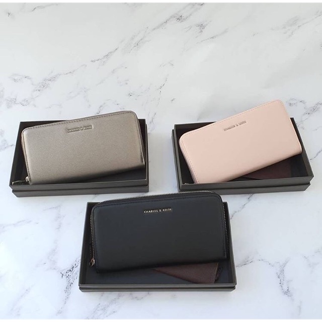dompet charles n keith