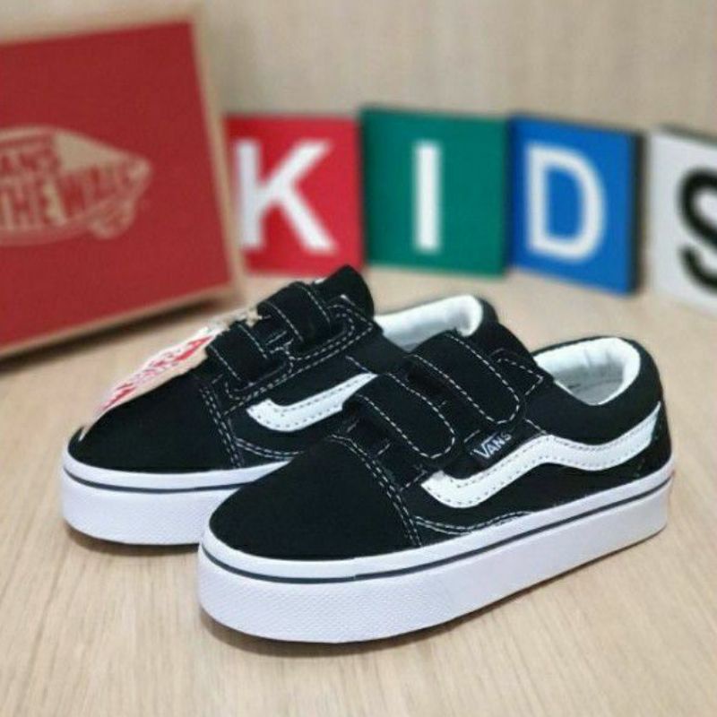 {Premium Quality} SEPATU VANS ANAK SEPATU ANAK LAKI LAKI DAN SEPATU ANAK PEREMPUAN SEPATU SEKOLAH ANAK WARNA HITAM KUALITAS PREMIUM