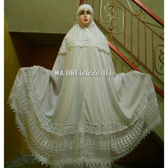 Mukena Prada Putih Swarovsky