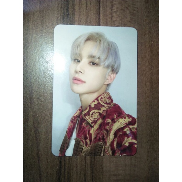 jungwoo seoul city / johnny sticker / taeil sticky