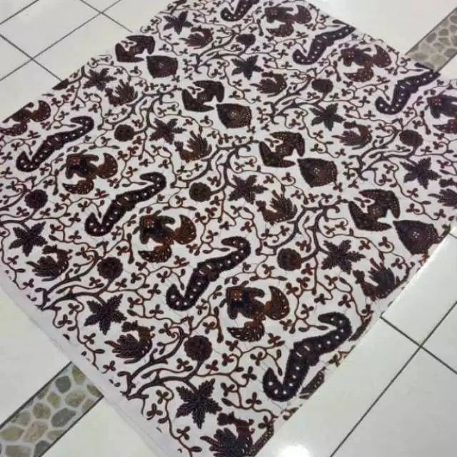 Kain Batik Solo Wahyu Tumurun Putih