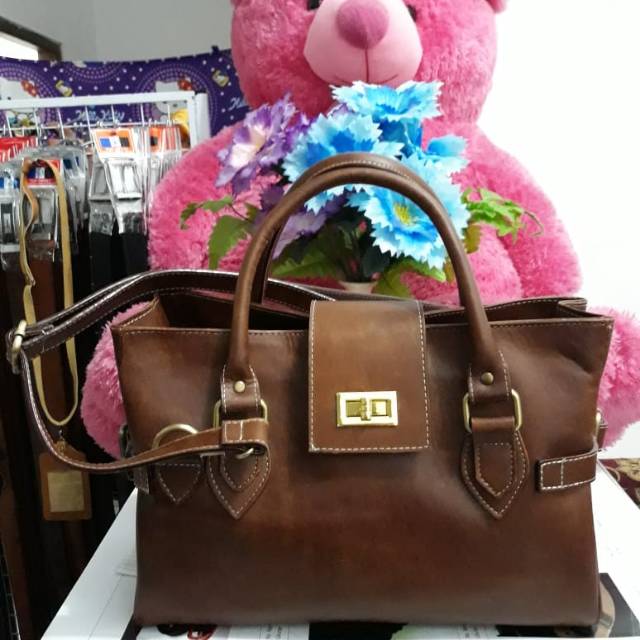 Tas Kulit Asli