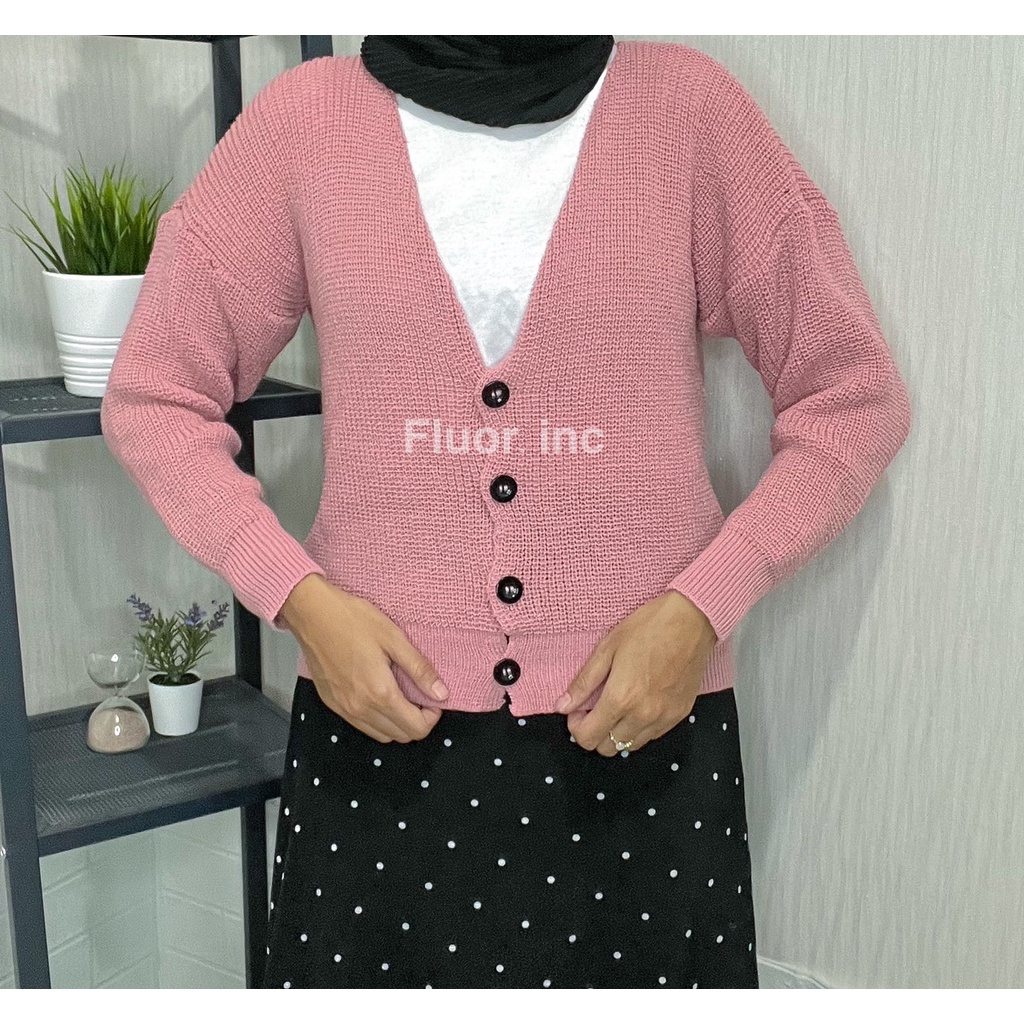 Fluor.Inc - Cardigan Crop Rajut / Cardigan Rajut Crop Kancing Empat / Cardigan Rajut Azalea Crop / S
