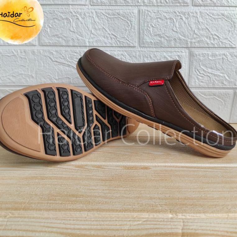 Sandal Sepatu Selop Bustong Hitam Slip On Impor Kasual Karet Lentur Kulit Pria Kantoran Joemen (KODE