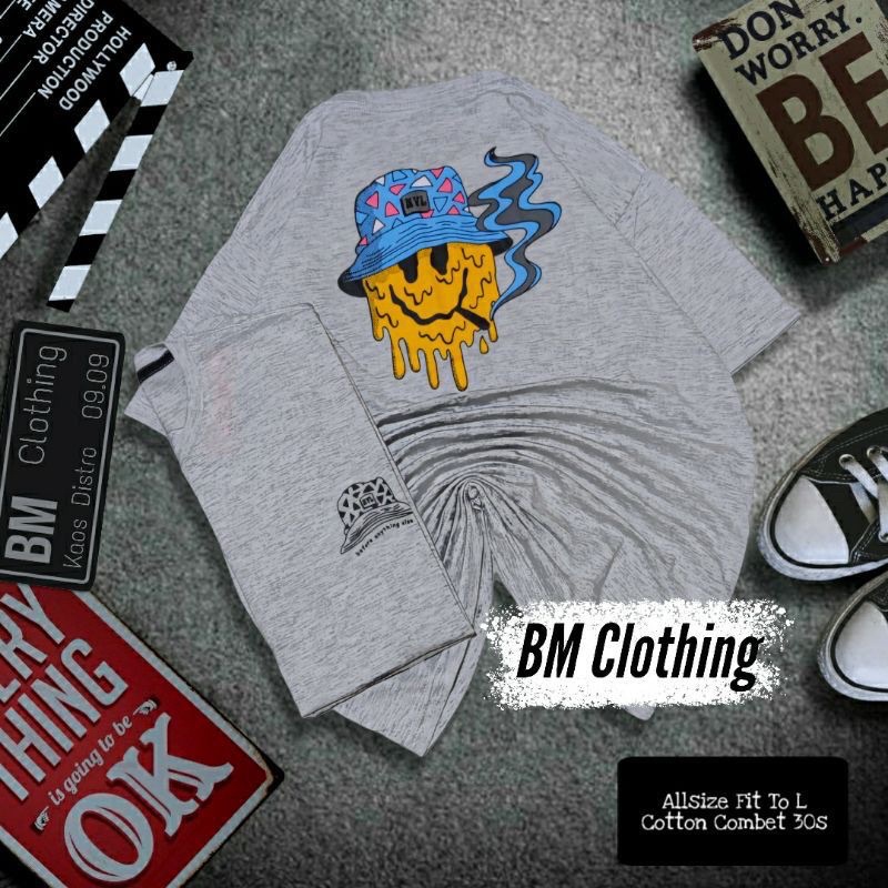 BAJU KAOS T SHIRT DISTRO EMOJI BUCKET TOPI SMILE PRIA WANITA COWOK CEWEK UNISEX PREMIUM ORIGINAL